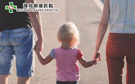 白癜風患者日常護理存在那些誤區?